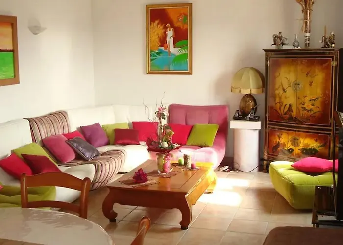 Conviviale A Avec Piscine Privee *