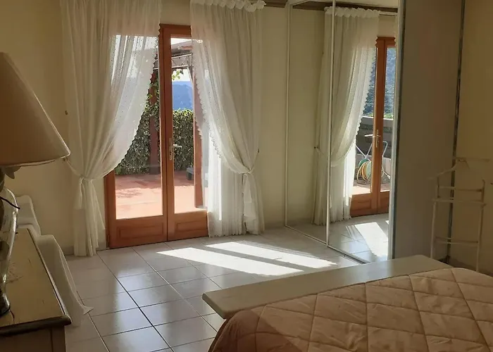 Conviviale A Avec Piscine Privee * Olmeto (Corsica)