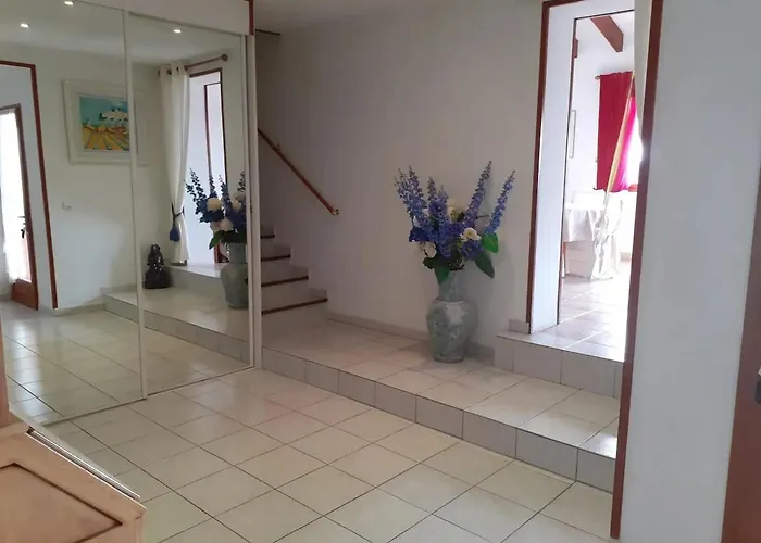 Conviviale A Avec Piscine Privee