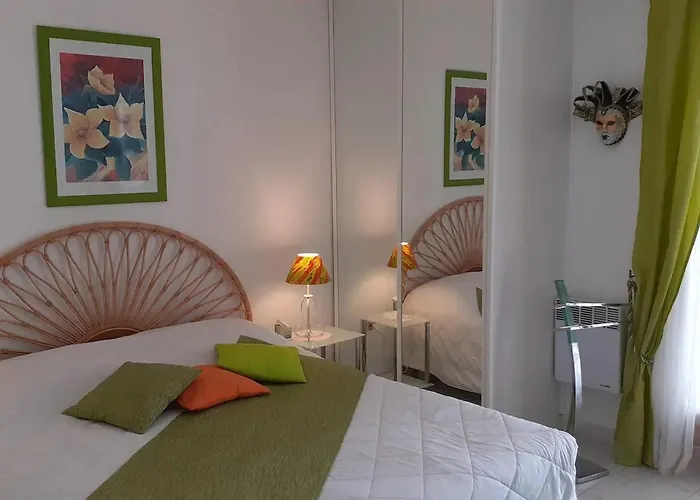 Vila Conviviale A Avec Piscine Privee Olmeto (Corsica)